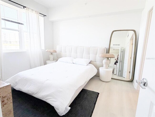 Building Photo - 5587 Millennia Park Dr