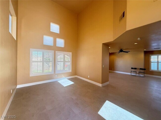 Building Photo - 9083 Red Lava Ct