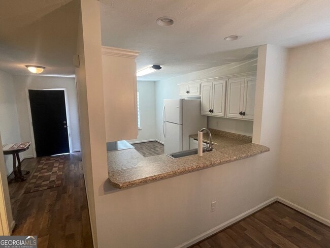 Building Photo - 238 Sunview Dr