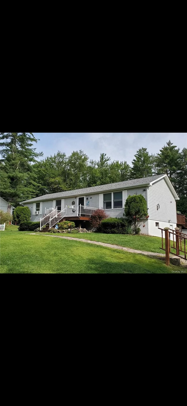 Building Photo - 89 Maplewood Ave