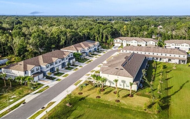 Building Photo - 38256 Fallstone Way