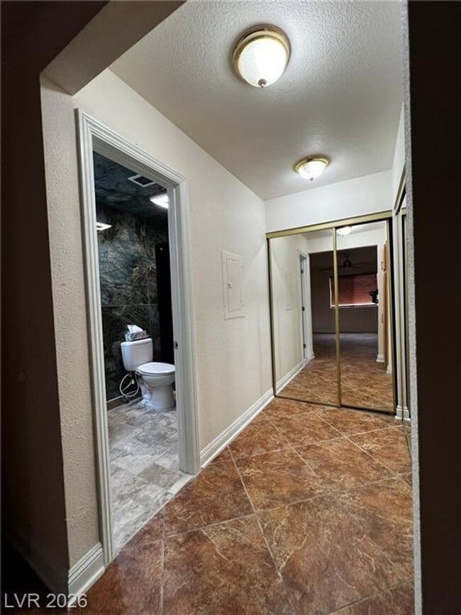 Building Photo - 3151 N Soaring Gulls Dr