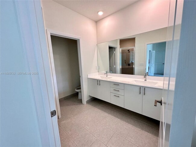 Building Photo - 8317 NW 45th St