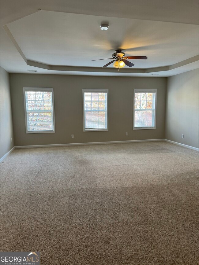 Building Photo - 5868 Norfolk ChaseRoad