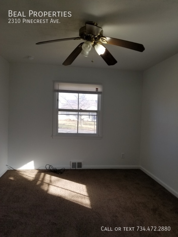 Building Photo - 2310 Pinecrest Ave