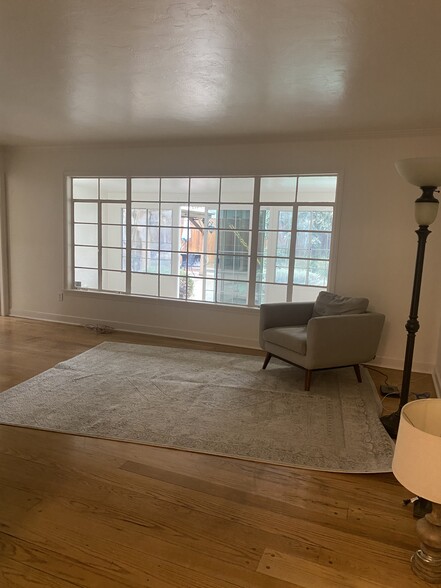 Building Photo - 1274 W Monterey Ave