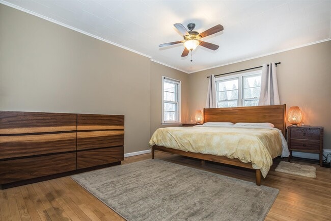 Building Photo - 290 Killington Ave