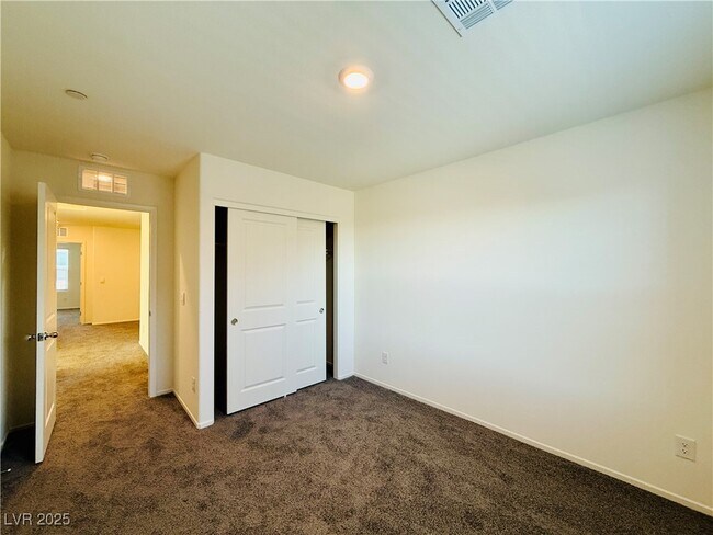 Building Photo - 2562 Blue Passion Ave