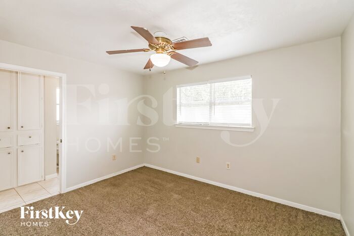 Building Photo - 4702 Hickory Downs Dr