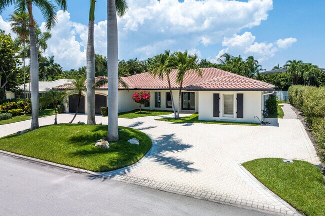 Building Photo - 263 S Maya Palm Dr