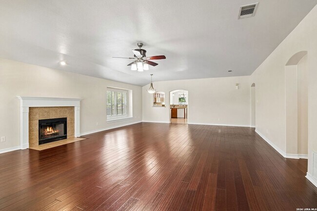 Building Photo - 1303 Bluff Forest