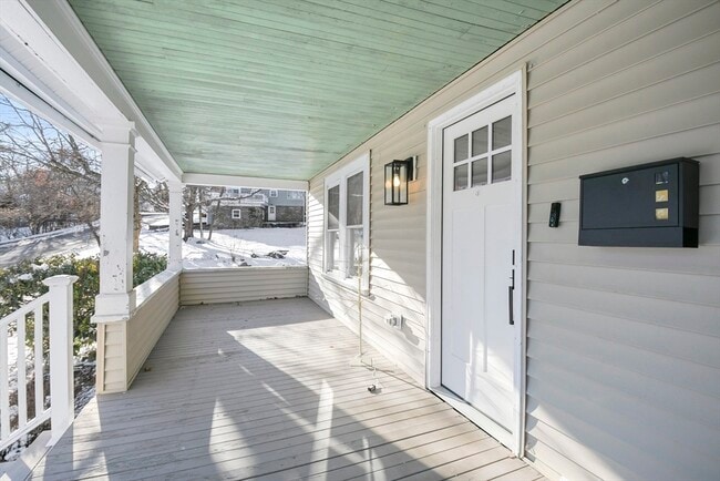 Building Photo - 9 Park St