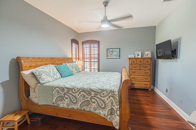 Building Photo - 8060 Kiawah Trce