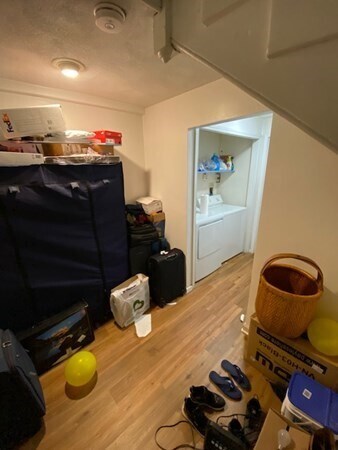 Building Photo - 39 Delle Ave