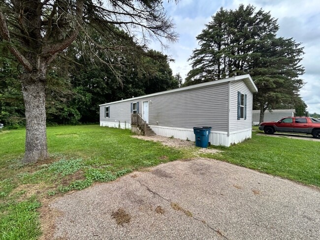 Building Photo - 2701 Van Wert Rd