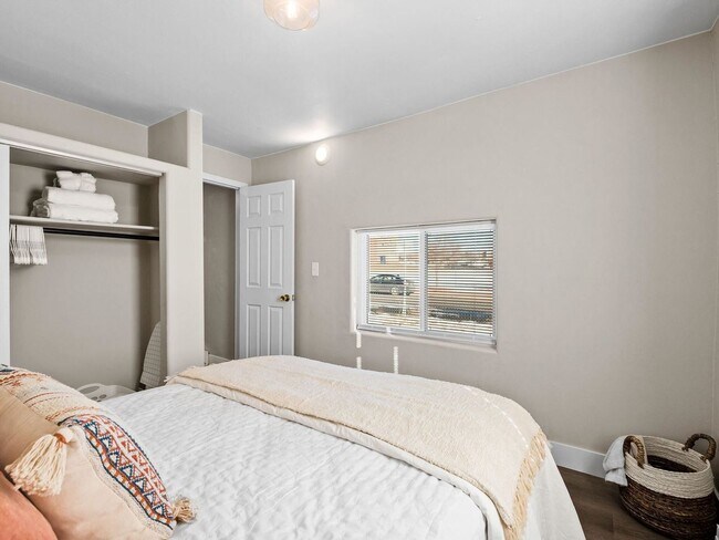 Building Photo - Charming 1BD/1BA ADU in Denver’s Westwood ...