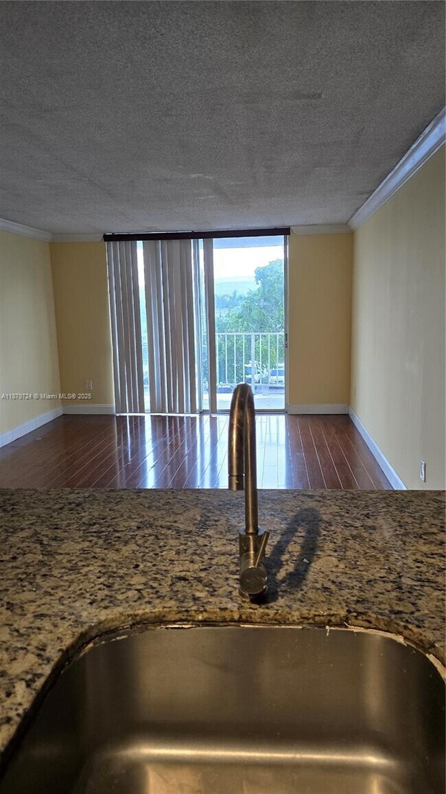 Building Photo - 496 NW 165th St