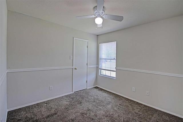 Building Photo - 1103 Lynnwood Dr