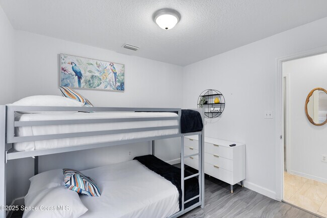 Building Photo - 3165 South St