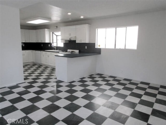 Building Photo - 2214 W 239th St