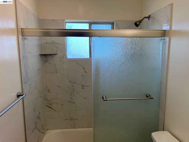 Building Photo - 36976 Mulberry St