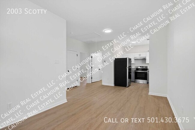 Building Photo - 2003 Scotty-