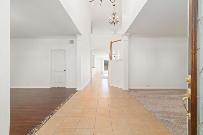 Building Photo - 2618 Bridgestone Park Ln