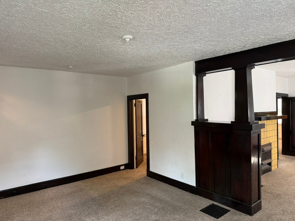 Building Photo - 3518 Beechwood Blvd