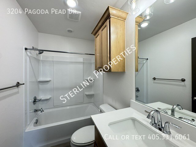 Building Photo - 3204 Pagoda Pead Dr