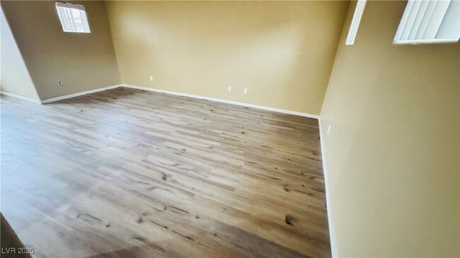 Building Photo - 1525 Spiced Wine Ave