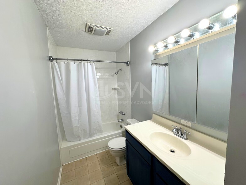 Building Photo - 132 Du Rhu Dr