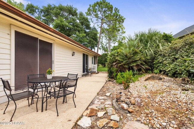 Building Photo - 4 Jasmine Run