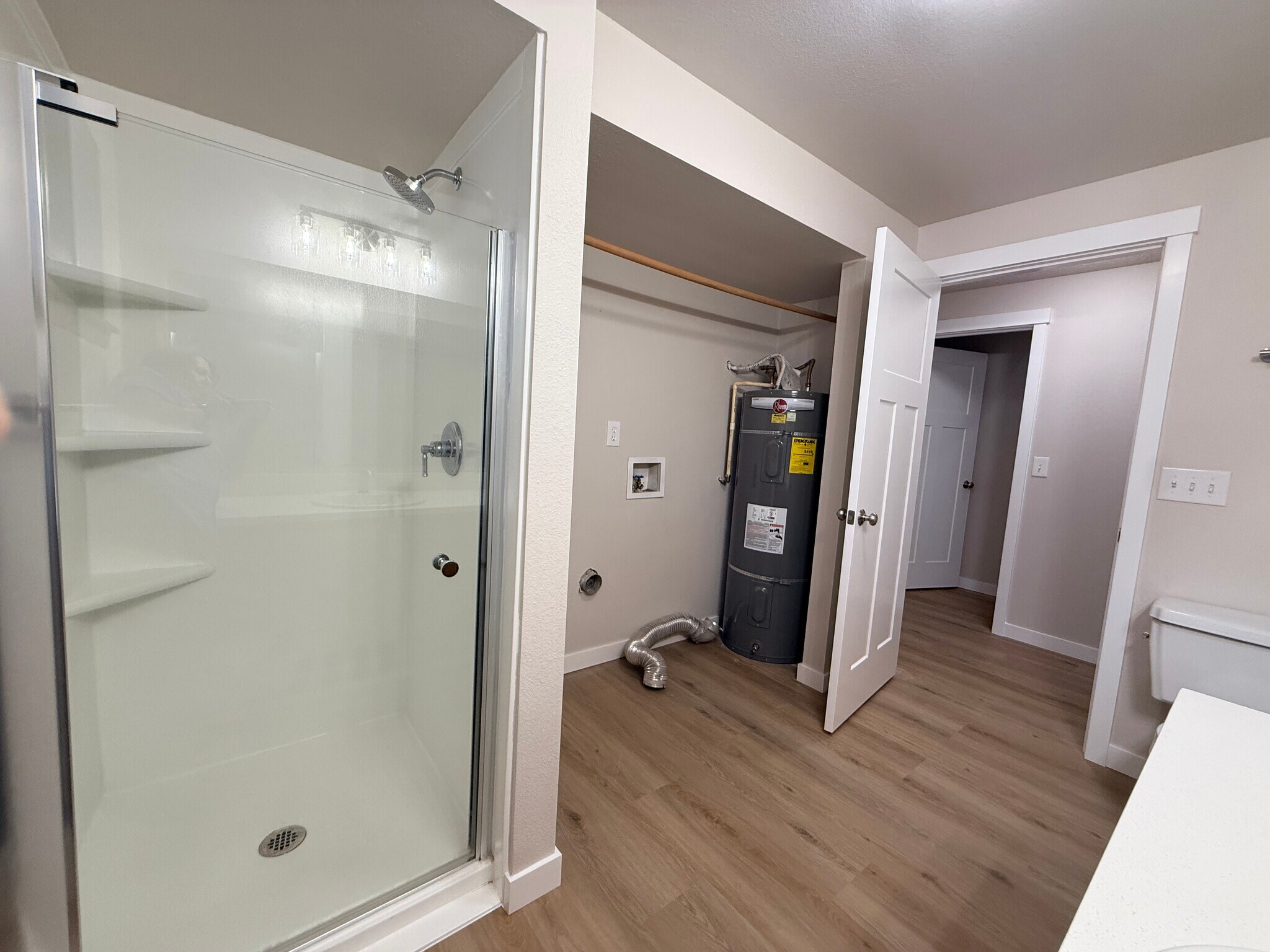 Building Photo - 5225 Springcrest Dr S