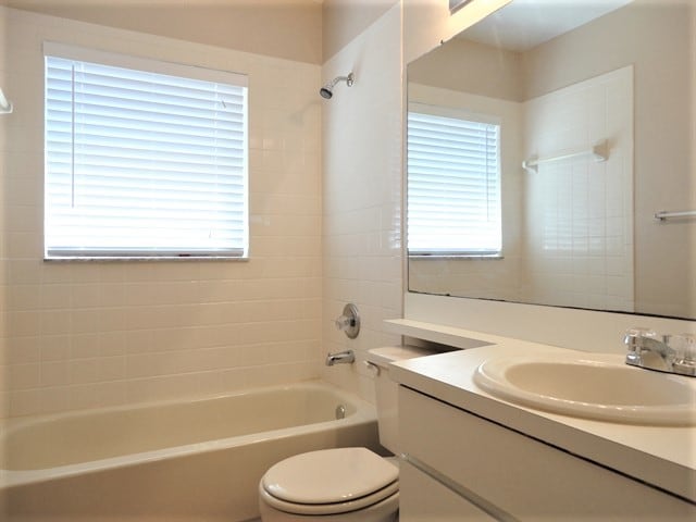 Building Photo - 522 Beth Ann St