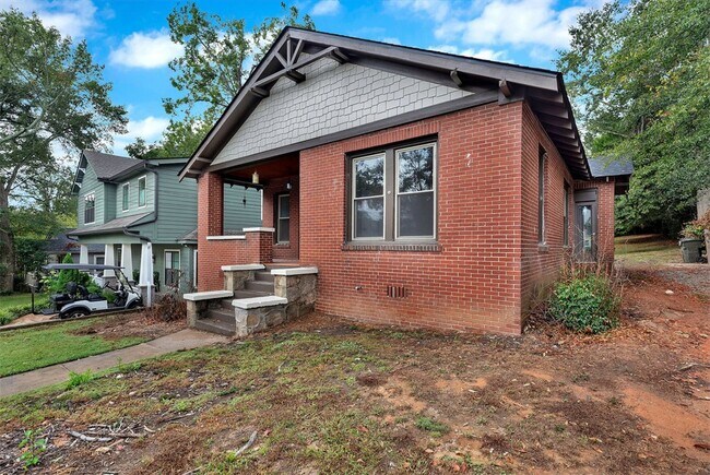 Primary Photo - 109 Wilton St