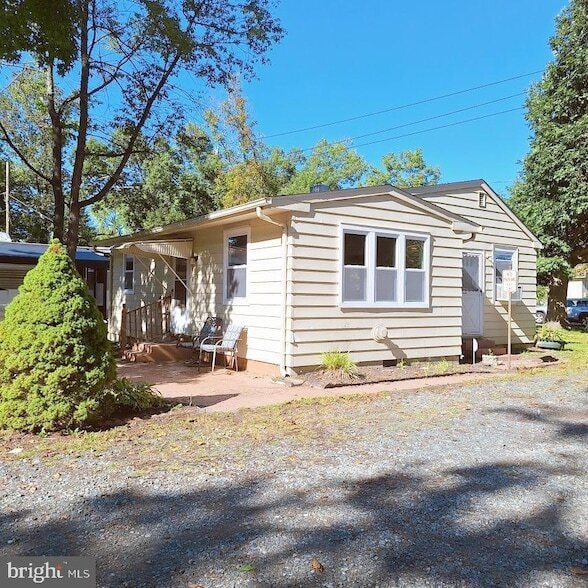 Building Photo - 226 Appleby Rd