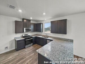 Building Photo - 5012 Arrow Vis