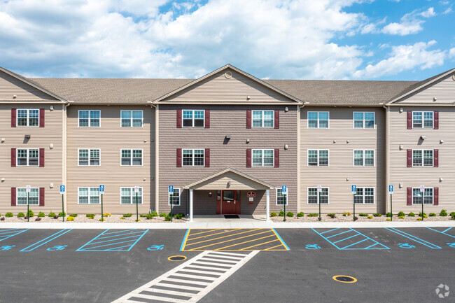 Building Photo - Deerfield Commons