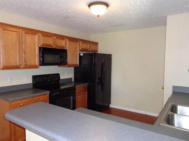 Building Photo - 1669 St Andrews Dr