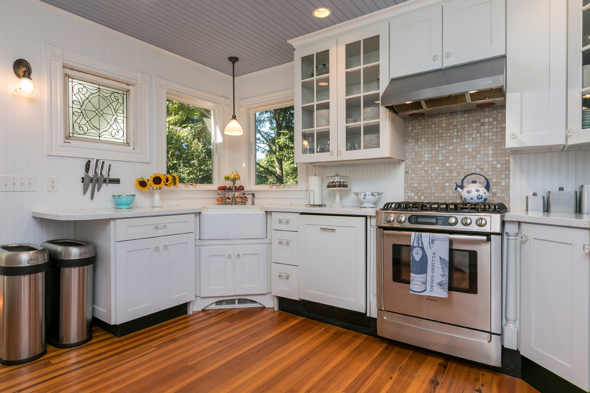 Beautifully renovated kitchen features a Bosch gas stove. - 23 Graffam Rd