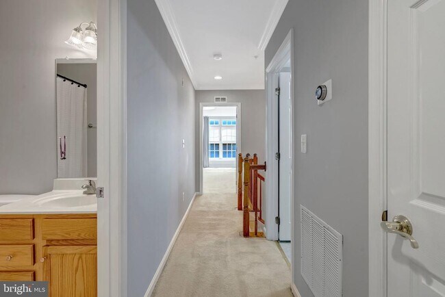 Building Photo - 4569 Whittemore Pl