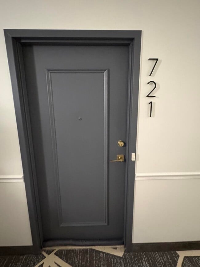 Building Photo - 3450 S Ocean Blvd