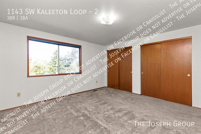 Building Photo - 1143 SW Kaleeton Loop