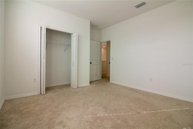 Building Photo - 6524 Great Bear Dr