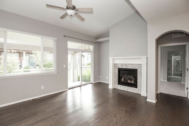 Building Photo - Beautiful Single-Family Home in a Great Location!