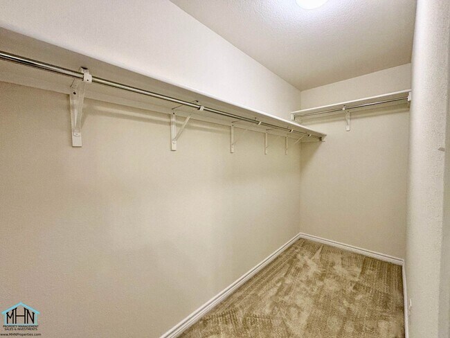 Building Photo - Welcome and Discover this thoughtfully des...
