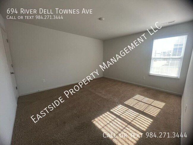 Building Photo - 694 River Dell Townes Ave.