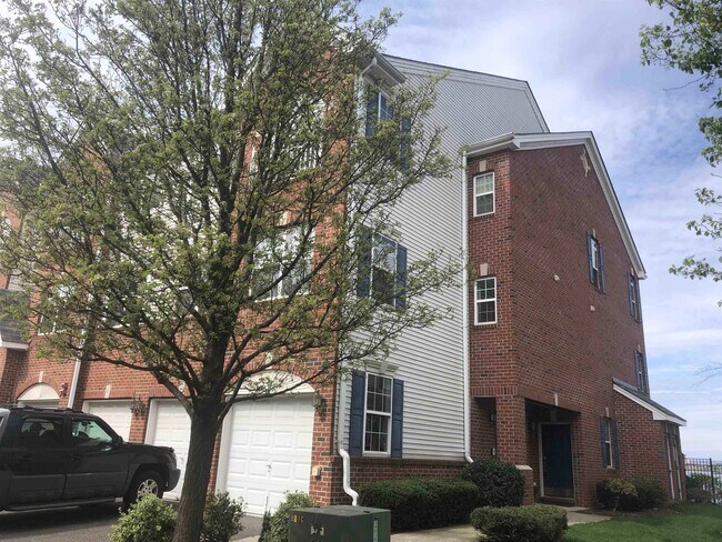 Building Photo - 56 Lyon Ct