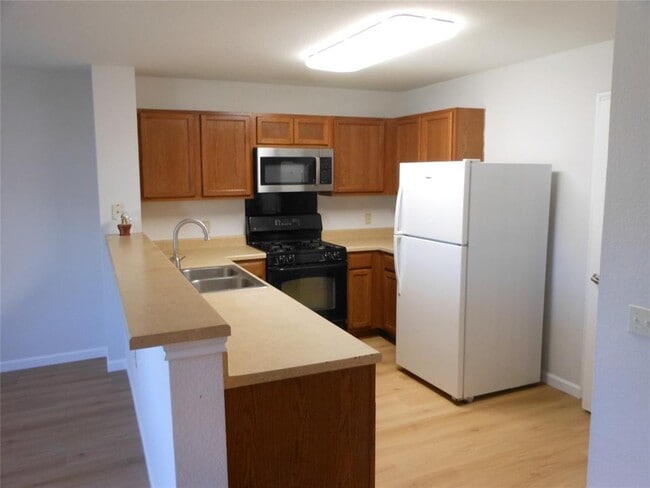 Building Photo - 7424 Elk Pass Dr