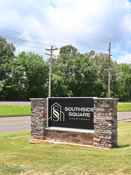 Building Photo - Southside Square Apartments - NOW LEASING